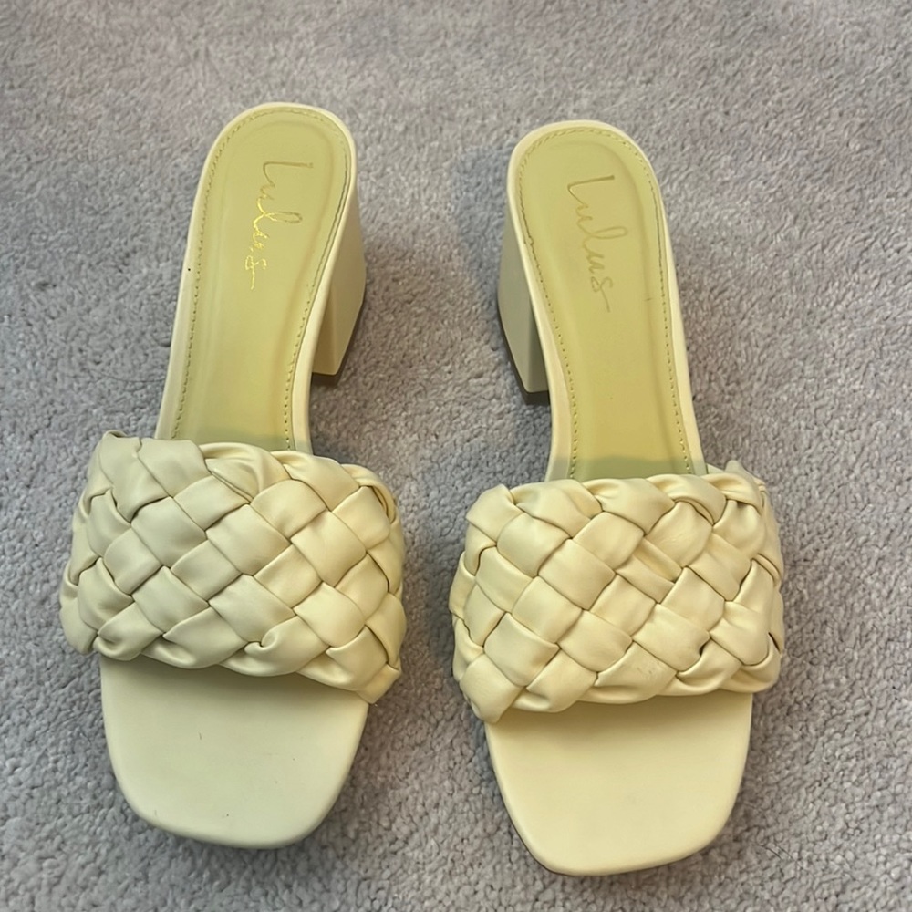 Lulus yellow heels - size 8 1/2